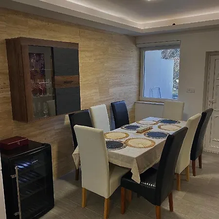 Holiday home Gombos Maganszallashely *